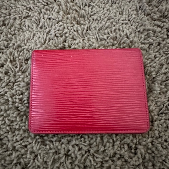 Authentic 2004 Louis Vuitton Red Epi Card Holder - Picture 2 of 13
